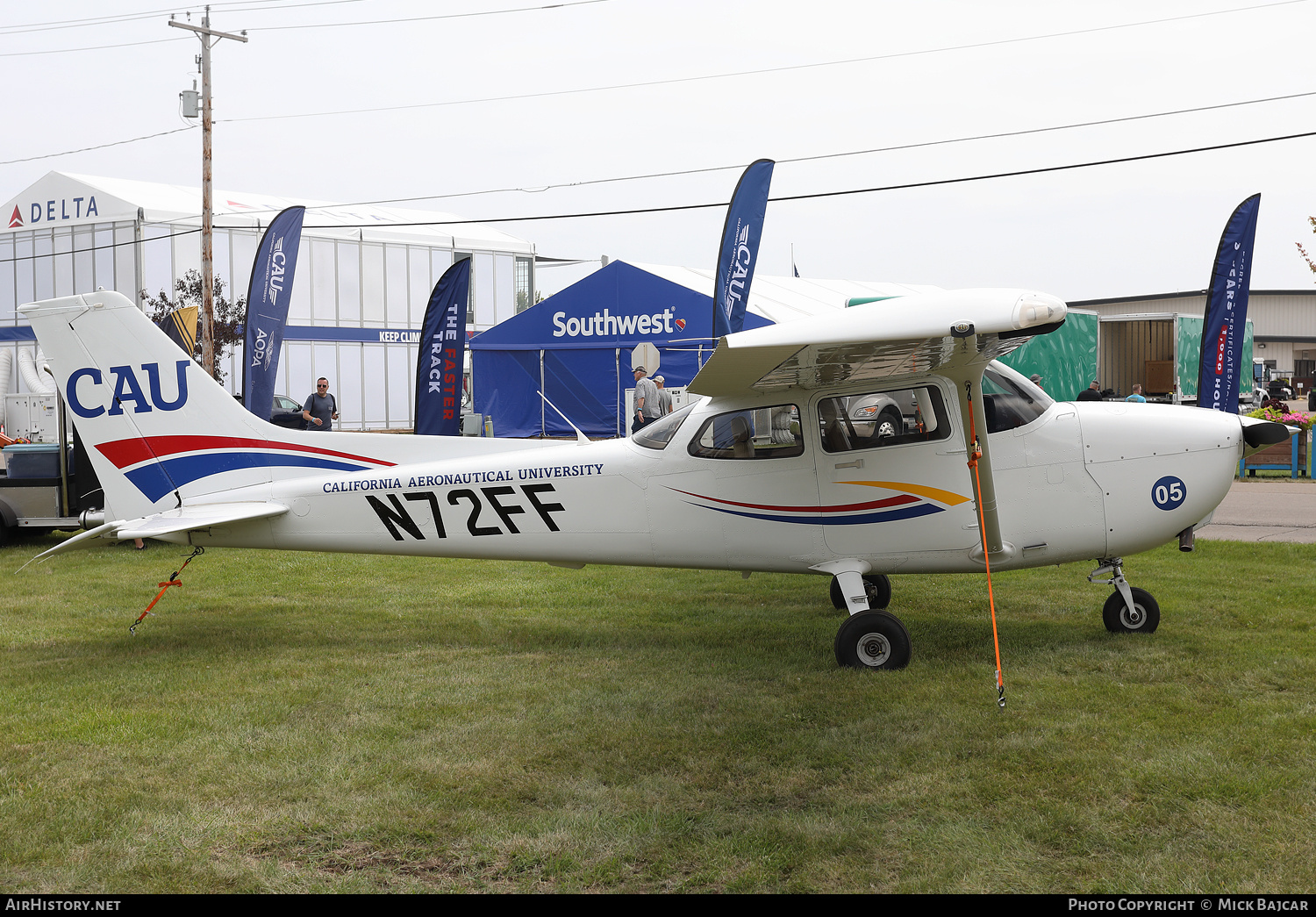 Aircraft Photo of N72FF | Cessna 172S Skyhawk | California Aeronautical University - CAU | AirHistory.net #781227