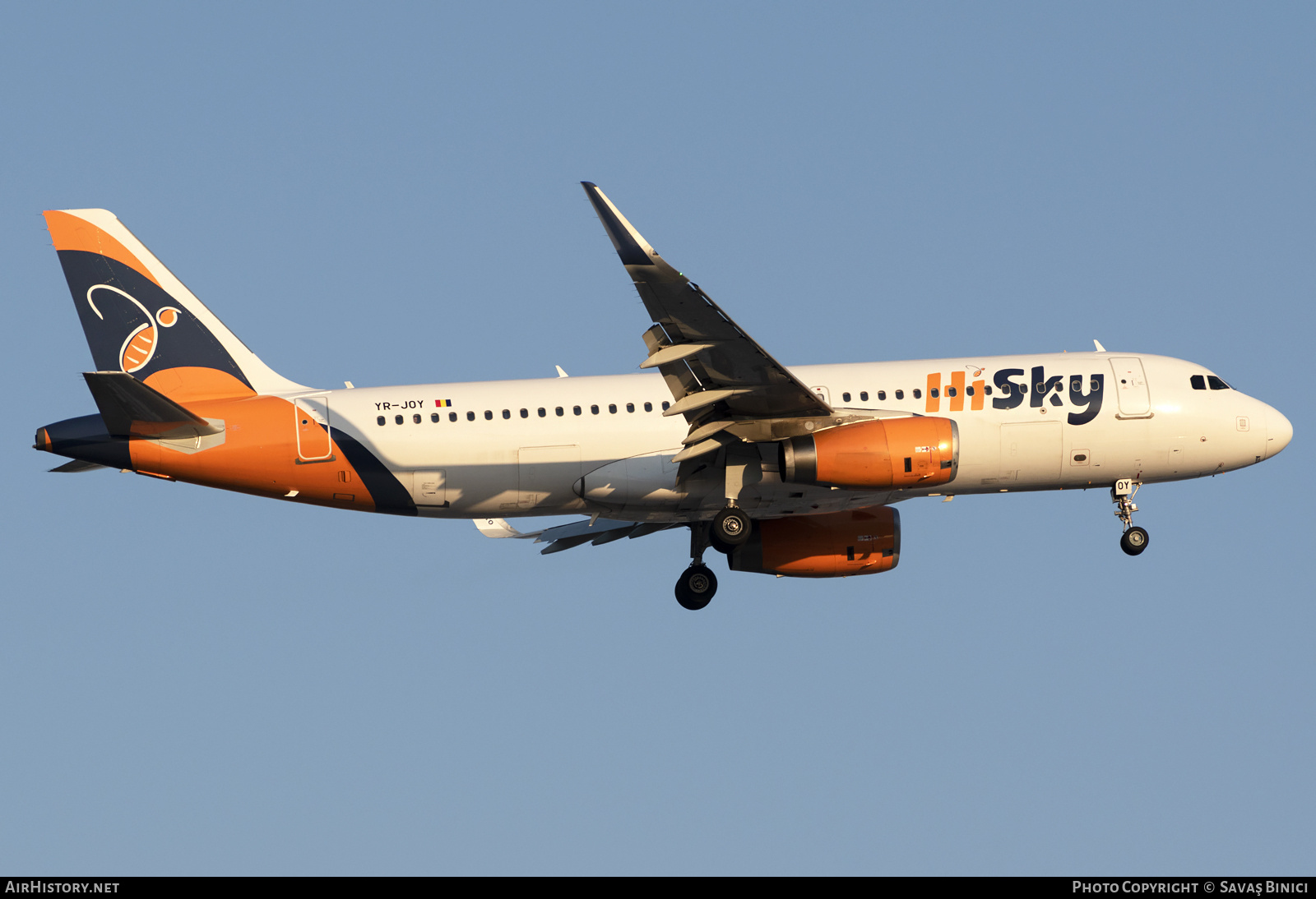 Aircraft Photo of YR-JOY | Airbus A320-232 | HiSky | AirHistory.net #781388