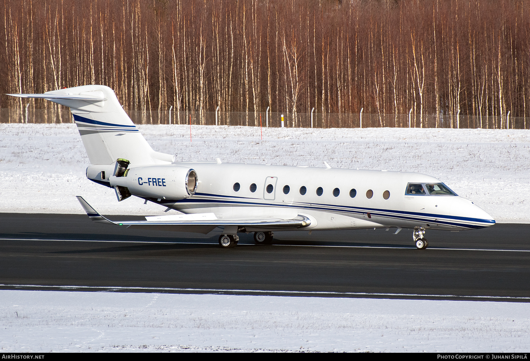 Aircraft Photo of C-FREE | Gulfstream Aerospace G150 | AirHistory.net #781435