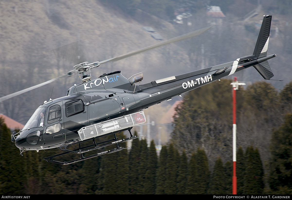 Aircraft Photo of OM-TMH | Eurocopter AS-350B-3 Ecureuil | Kronair | AirHistory.net #781782