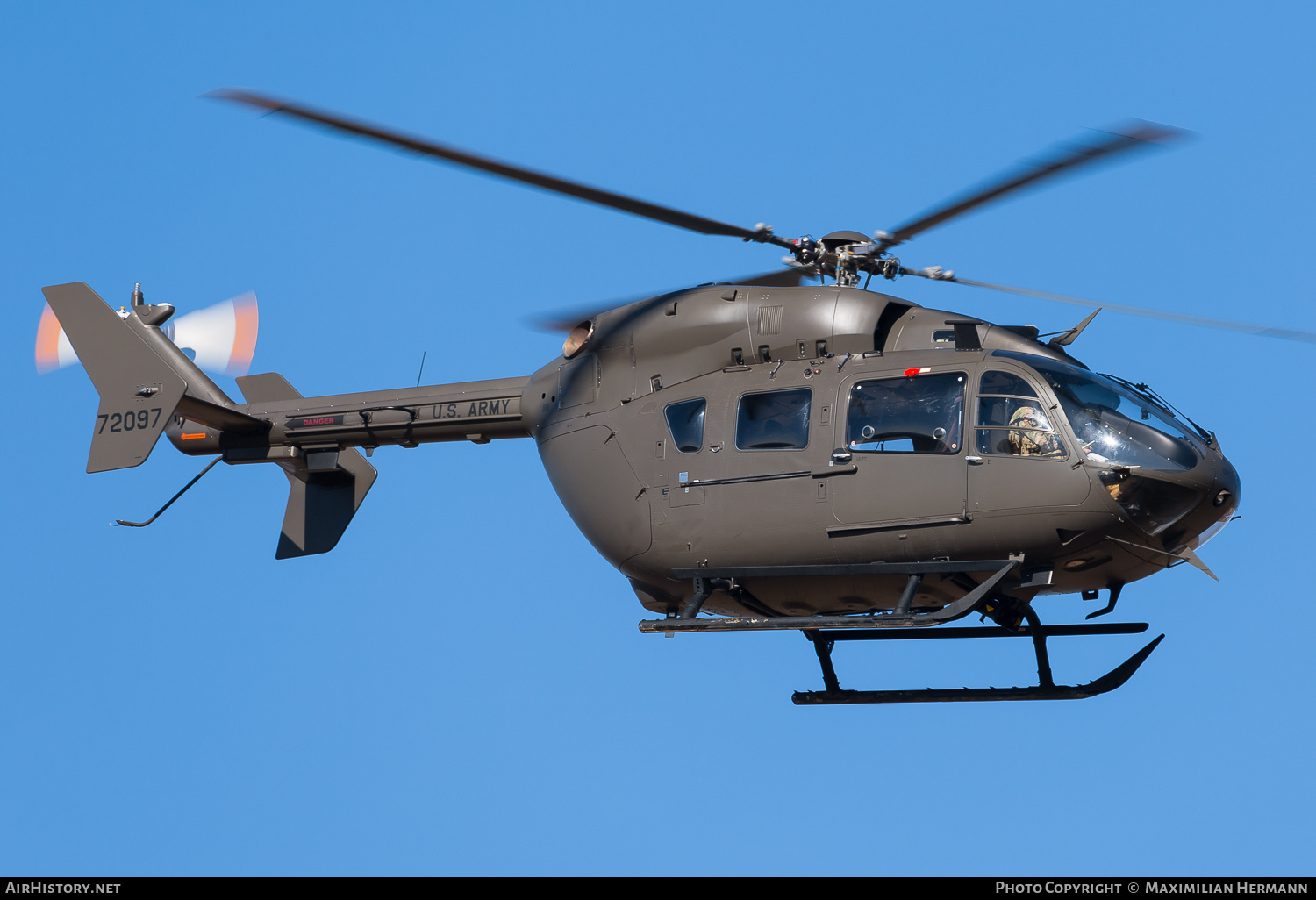 Aircraft Photo of 09-72097 | Eurocopter-Kawasaki UH-72A Lakota (EC-145) | USA - Army | AirHistory.net #781975