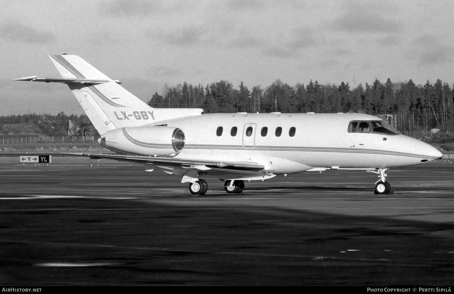 Aircraft Photo of LX-GBY | Raytheon Hawker 800XP | AirHistory.net #782016