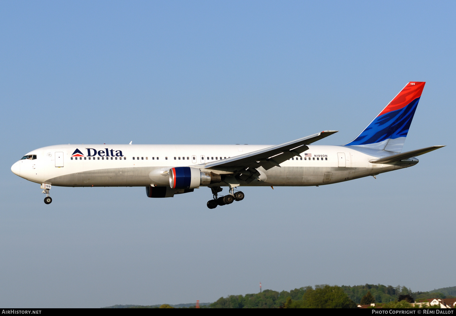 Aircraft Photo of N199DN | Boeing 767-332/ER | Delta Air Lines | AirHistory.net #782021