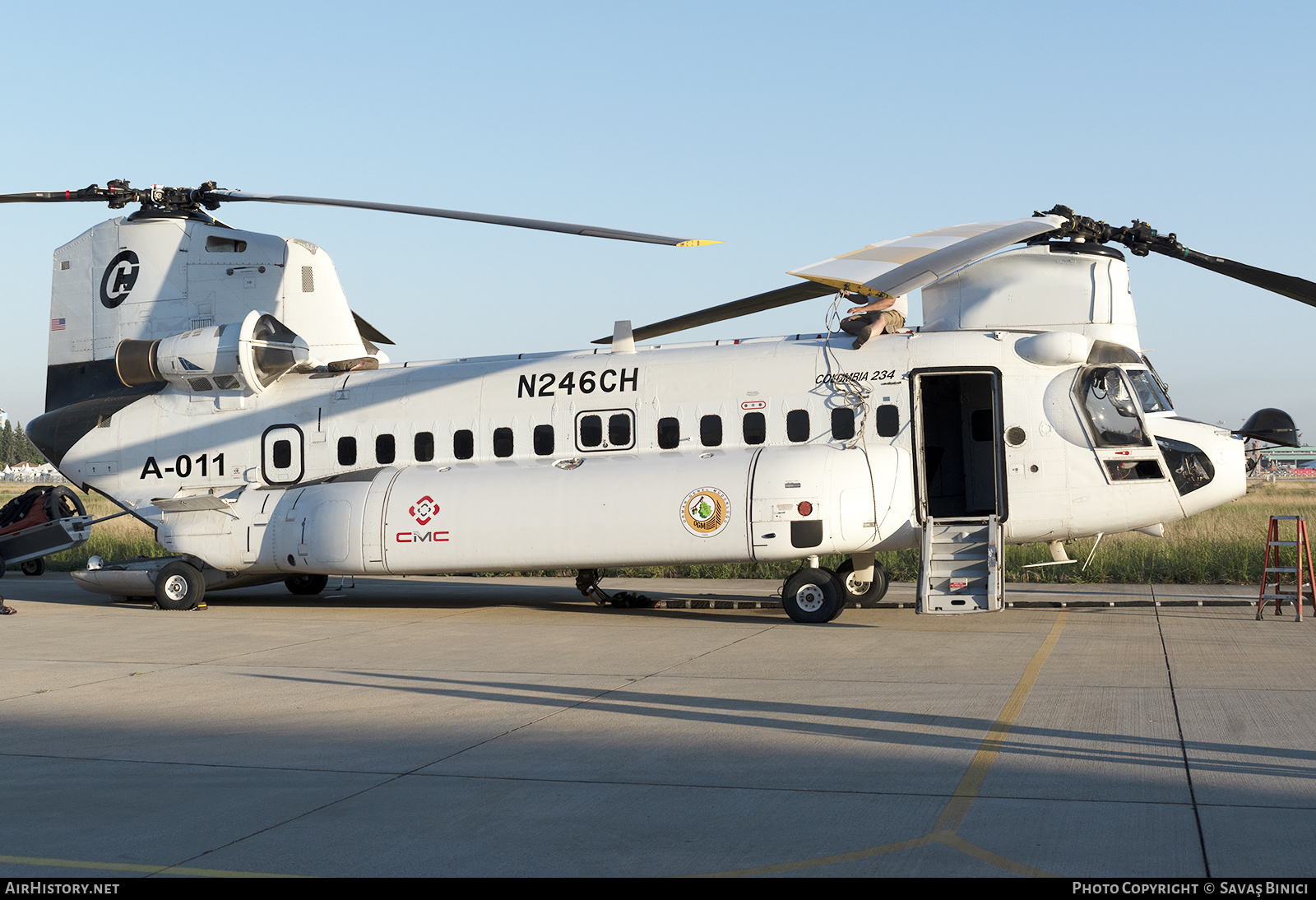 Aircraft Photo of N246CH | Boeing Vertol 234UT | Columbia Helicopters | AirHistory.net #782087