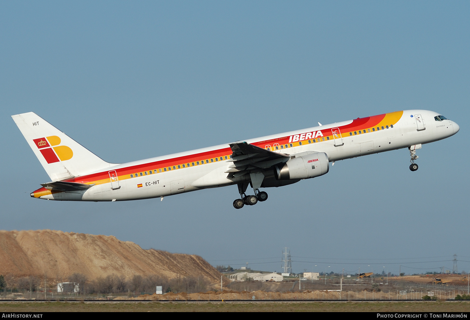 Aircraft Photo of EC-HIT | Boeing 757-256 | Iberia | AirHistory.net #782184
