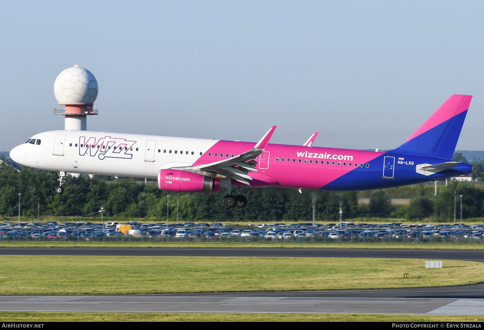 Aircraft Photo of HA-LXG | Airbus A321-231 | Wizz Air | AirHistory.net #782192