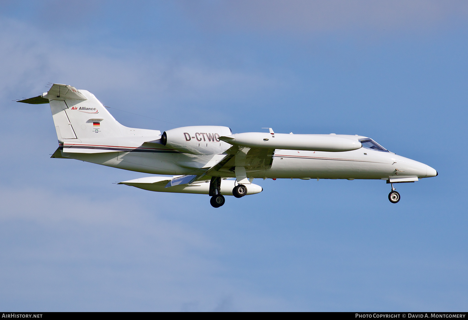 Aircraft Photo of D-CTWO | Gates Learjet 35A | Air Alliance | AirHistory.net #782260