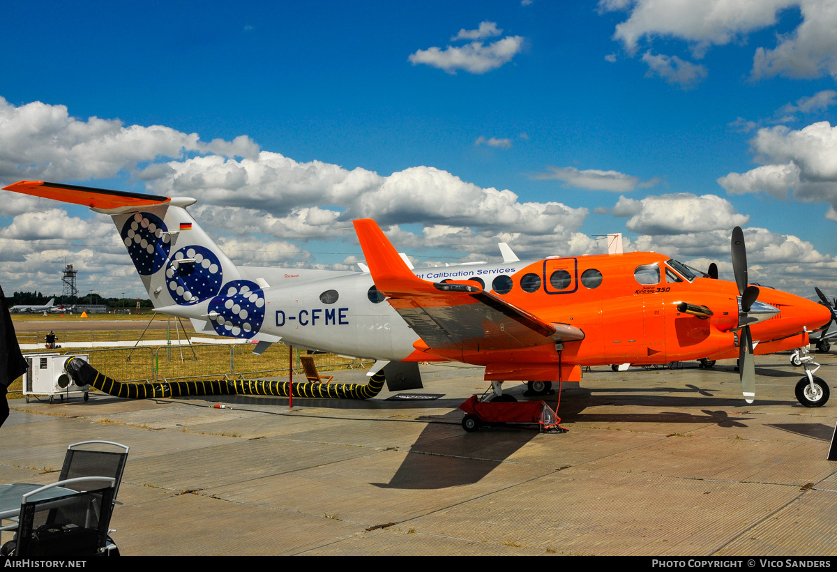 Aircraft Photo of D-CFME | Hawker Beechcraft 350 King Air (B300) | Flight Calibration Services - FCS | AirHistory.net #782293