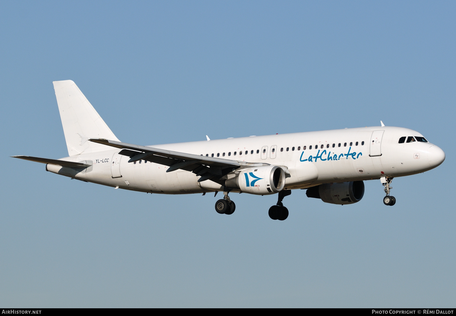 Aircraft Photo of YL-LCC | Airbus A320-211 | LatCharter Airlines | AirHistory.net #782296