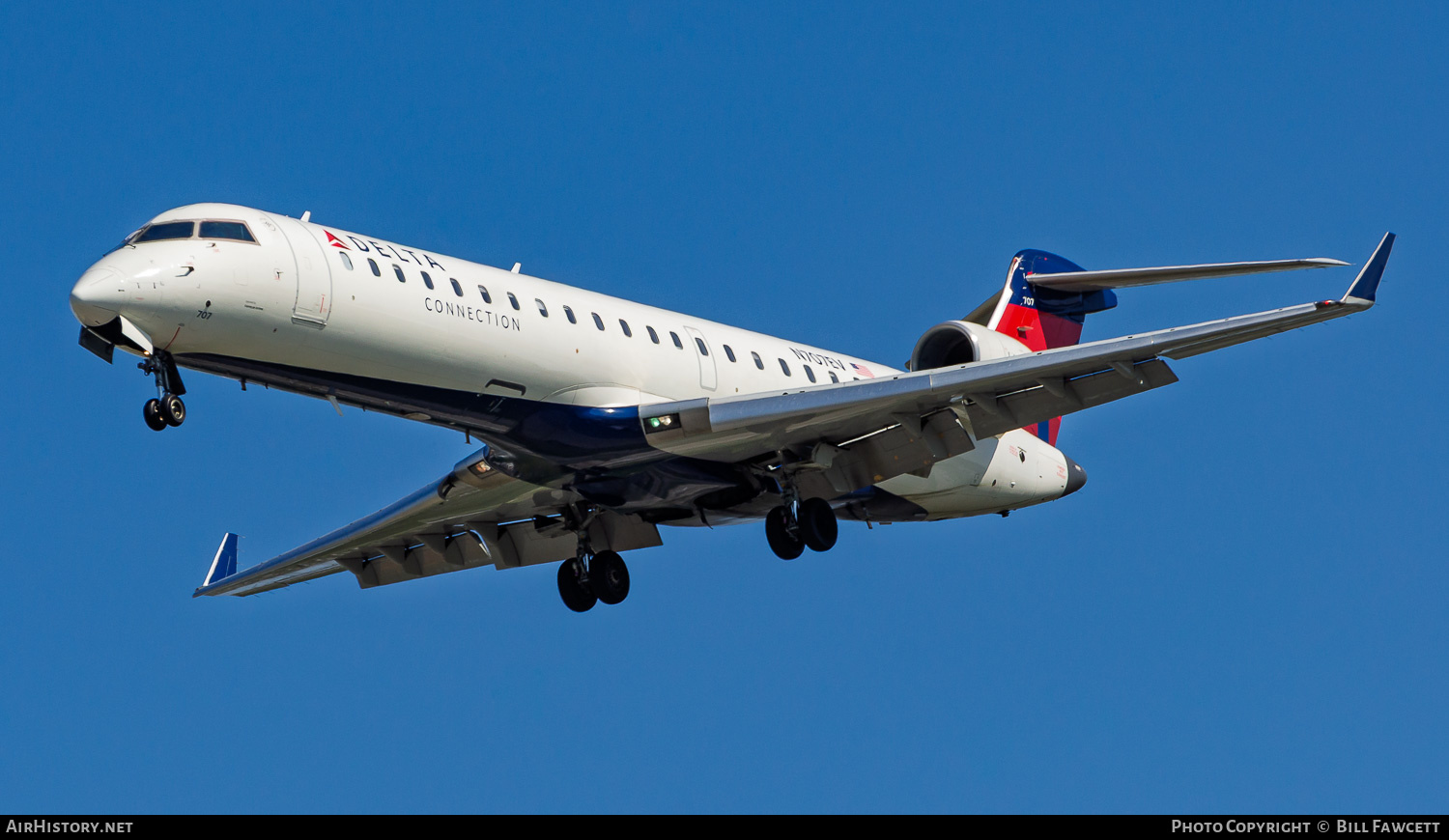 Aircraft Photo of N707EV | Bombardier CRJ-701ER (CL-600-2C10) | Delta Connection | AirHistory.net #782340