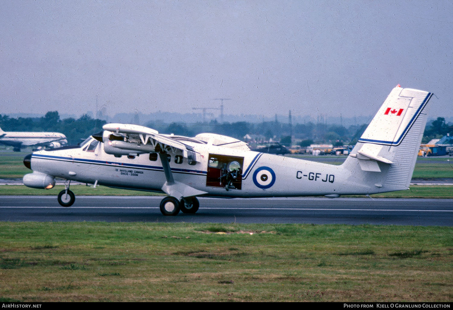 Aircraft Photo of C-GFJQ | De Havilland Canada DHC-6-300M Twin Otter | De Havilland Canada | AirHistory.net #782341