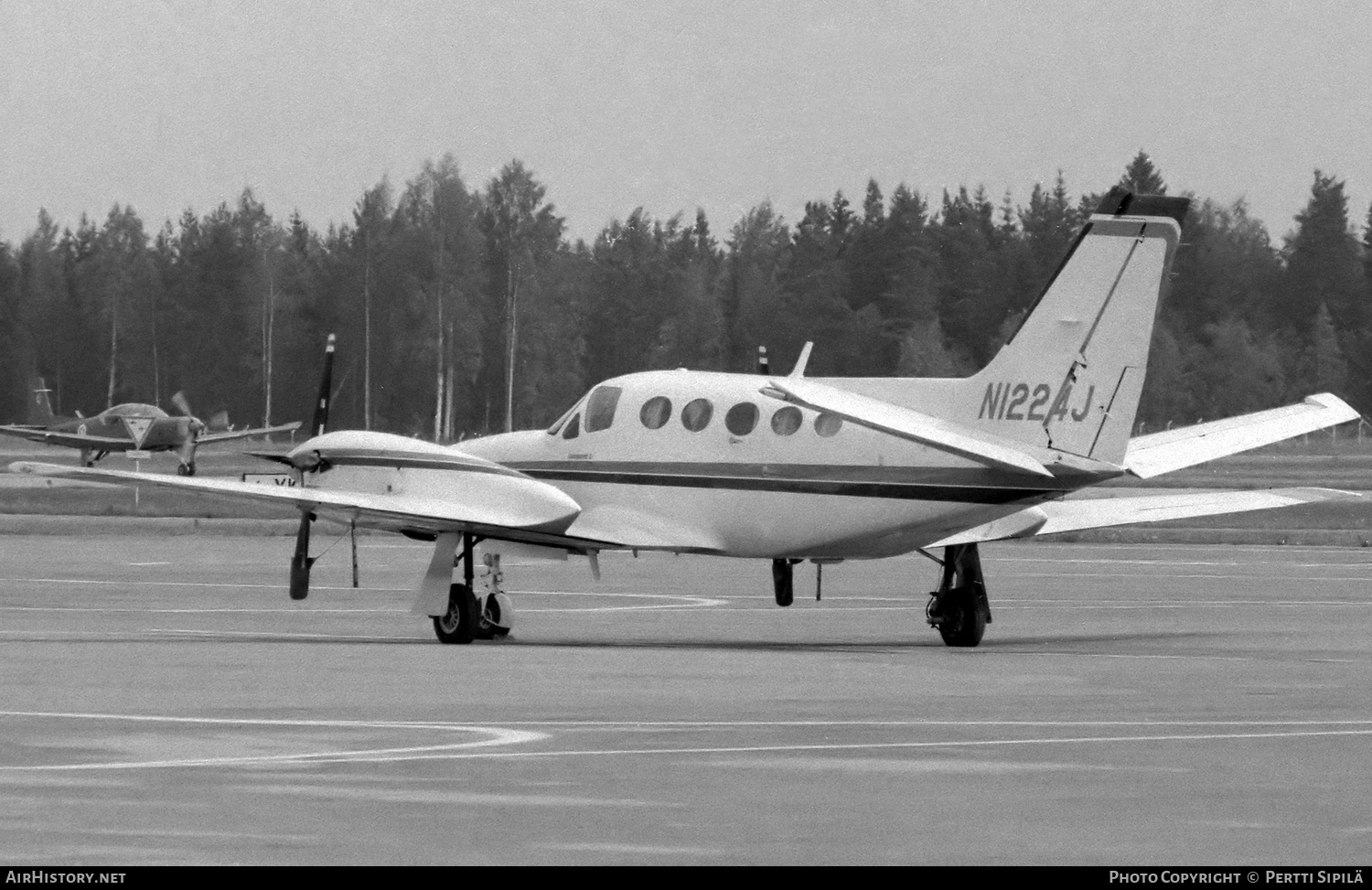 Aircraft Photo of N1224J | Cessna 425 Conquest I | AirHistory.net #782352