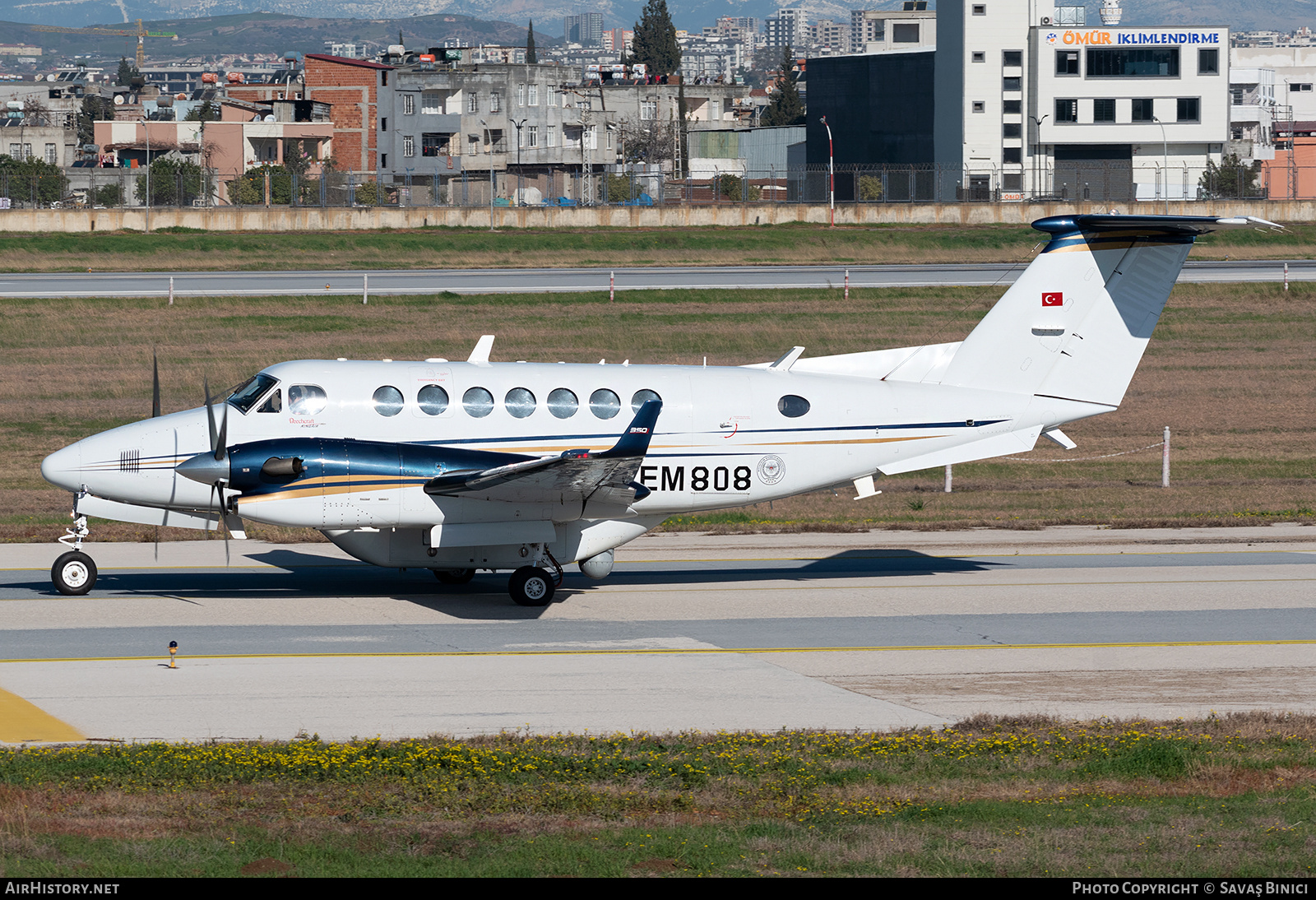 Aircraft Photo of EM-808 | Beechcraft B300 King Air 350 | AirHistory.net #782434