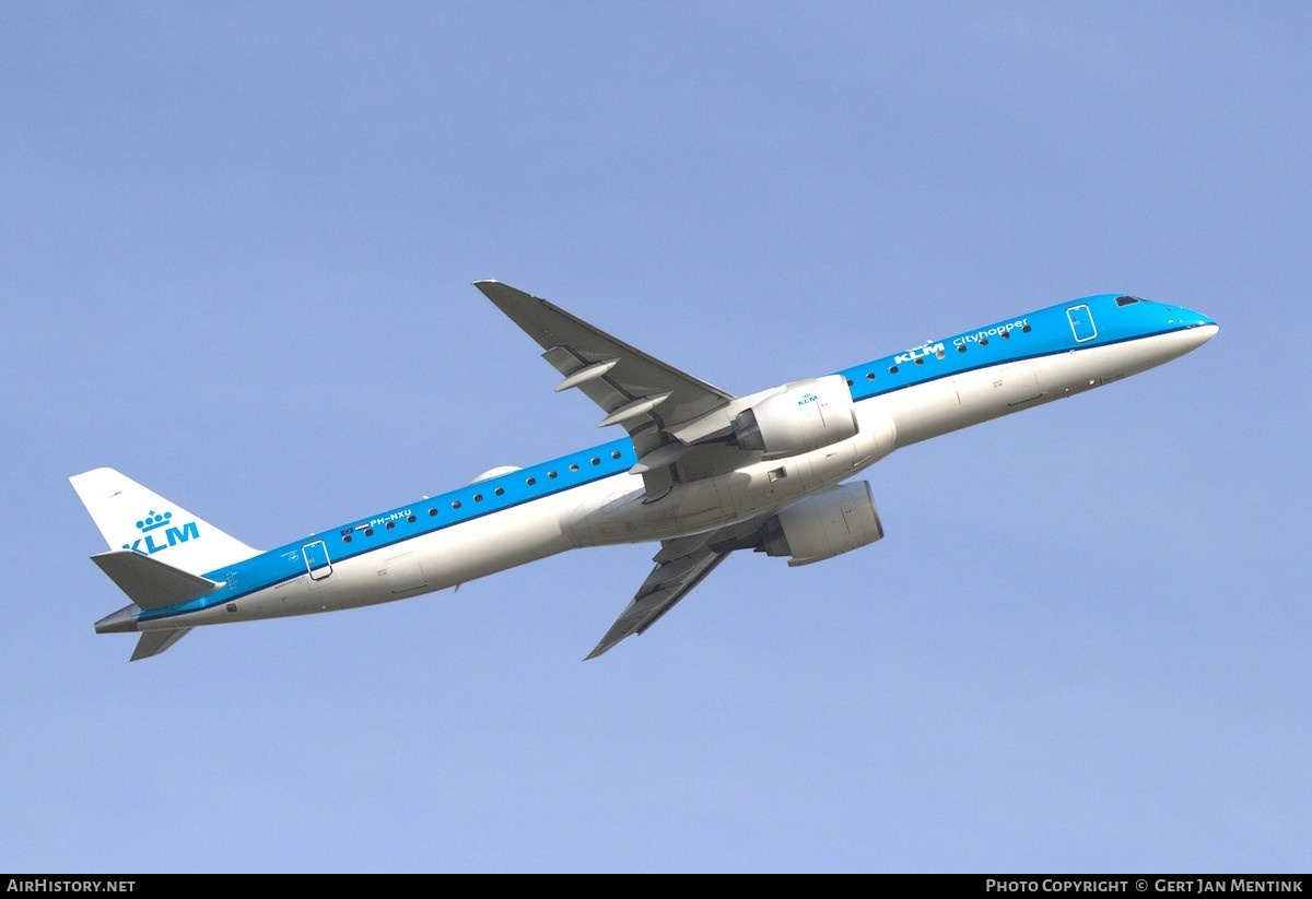 Aircraft Photo of PH-NXU | Embraer 195-E2 (ERJ-190-400) | KLM Cityhopper | AirHistory.net #782520