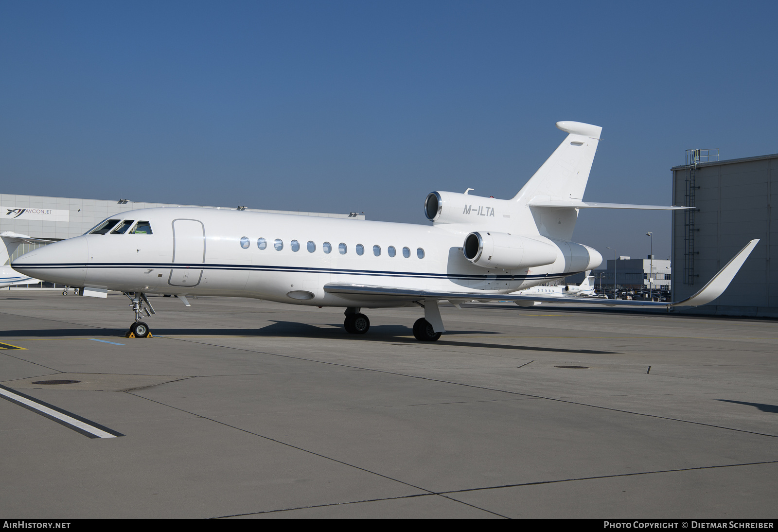Aircraft Photo of M-ILTA | Dassault Falcon 900LX | AirHistory.net #782993