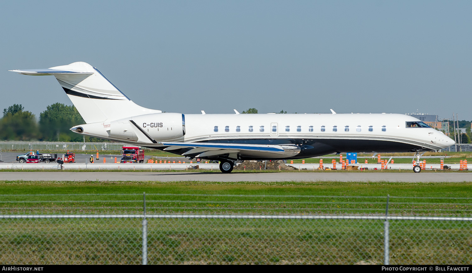 Aircraft Photo of C-GUIS | Bombardier Global Express (BD-700-1A10) | AirHistory.net #783053