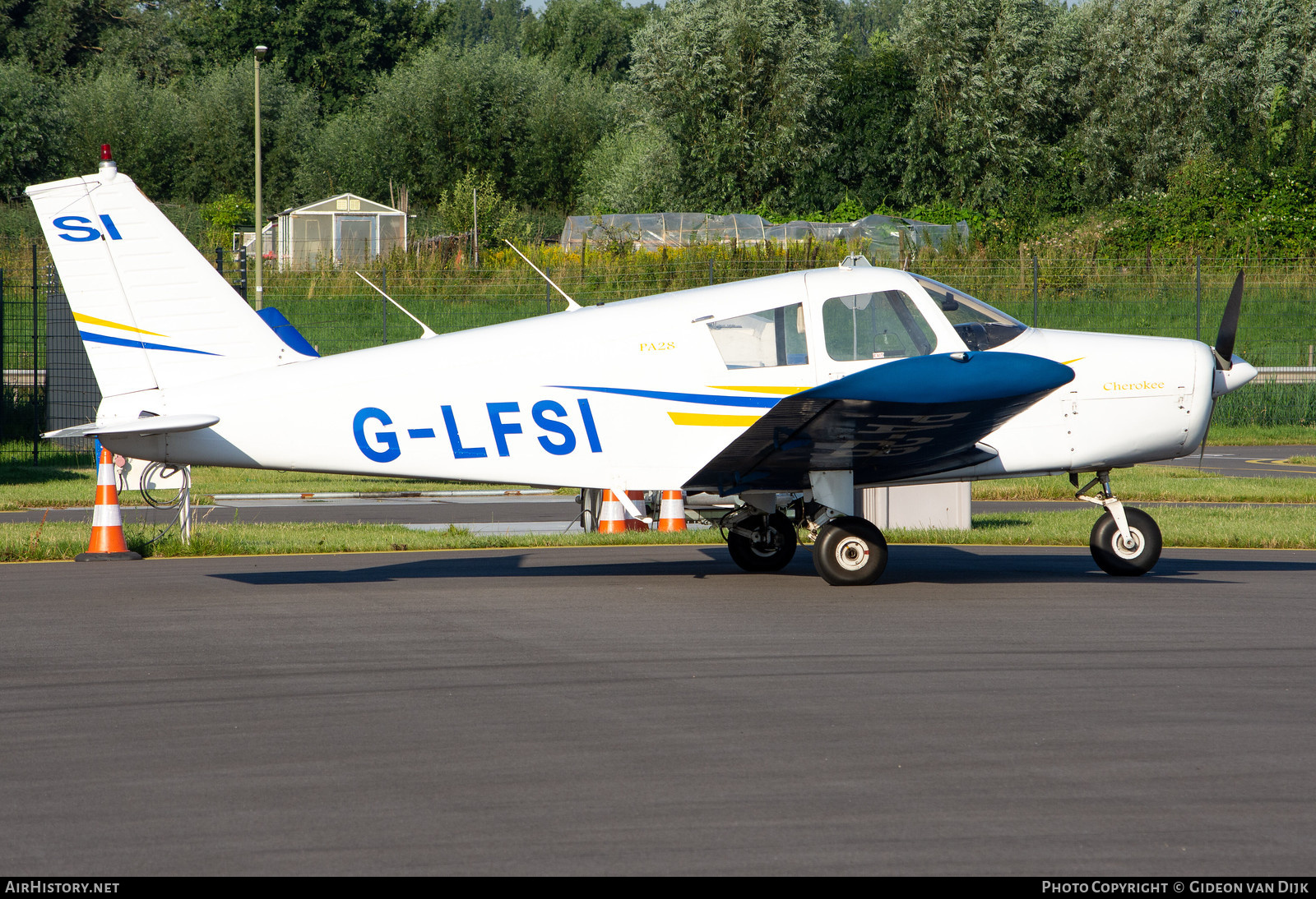 Aircraft Photo of G-LFSI | Piper PA-28-140 Cherokee C | AirHistory.net #783109