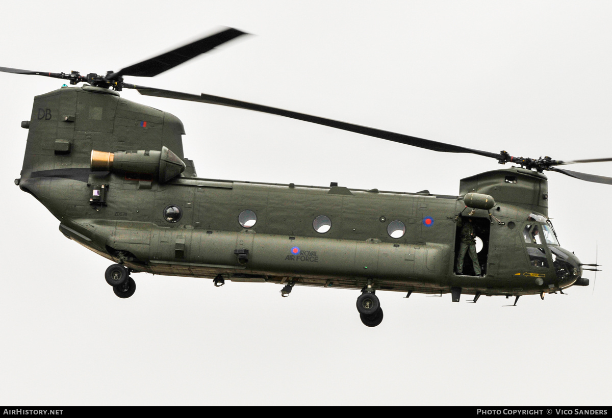 Aircraft Photo of ZD574 | Boeing Chinook HC2 (352) | UK - Air Force | AirHistory.net #783178
