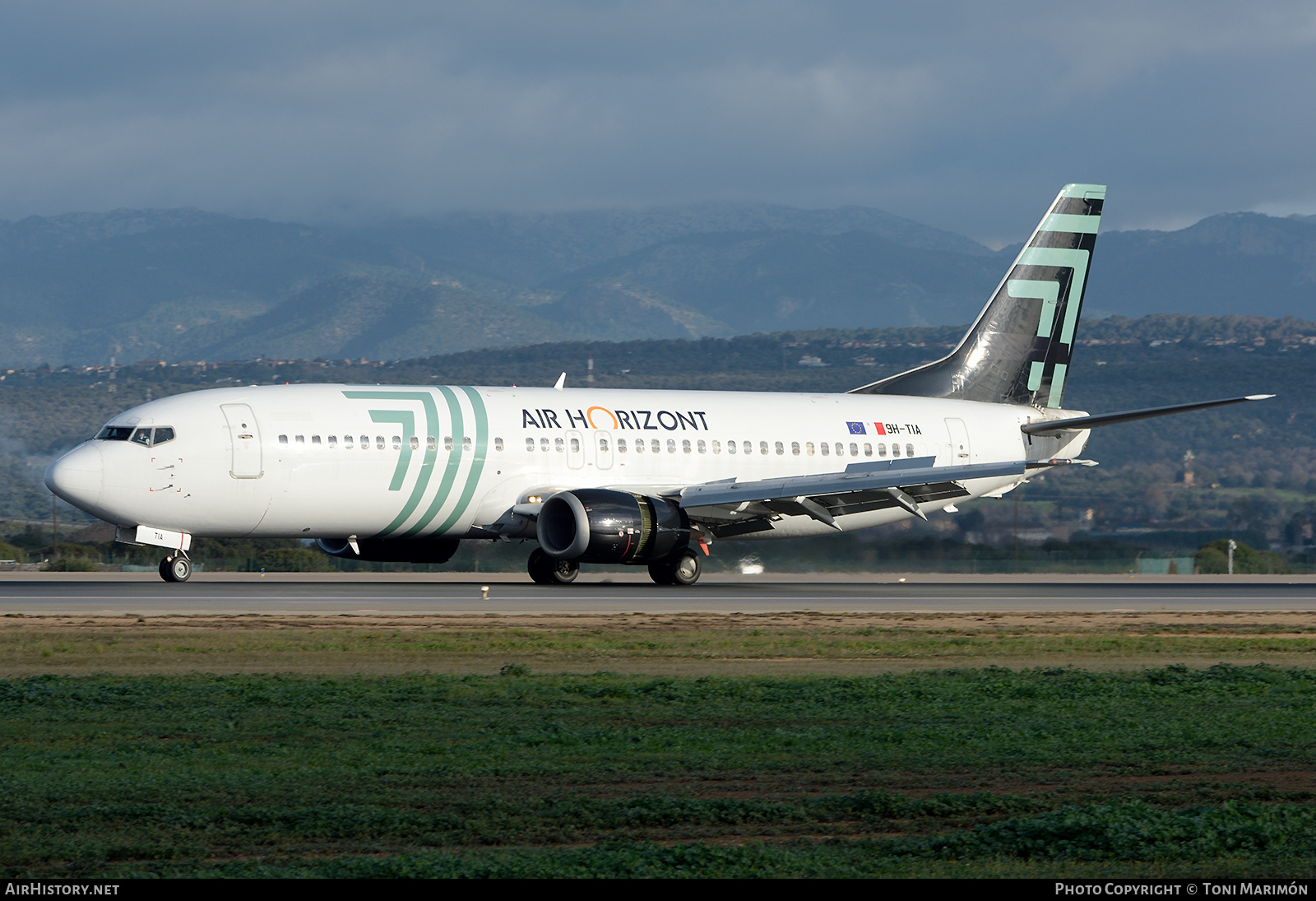 Aircraft Photo of 9H-TIA | Boeing 737-430 | Air Horizont | AirHistory.net #783195