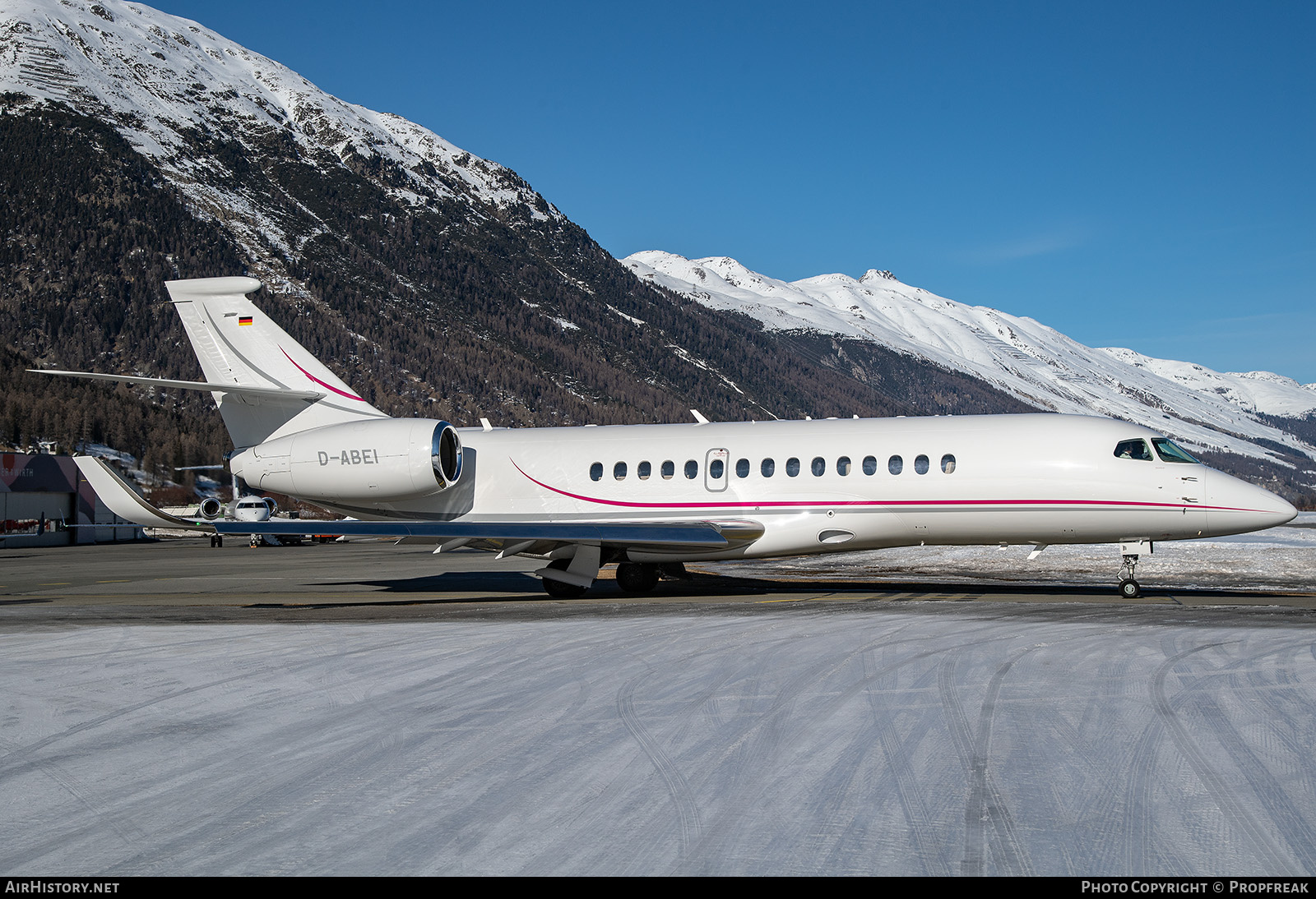 Aircraft Photo of D-ABEI | Dassault Falcon 6X | AirHistory.net #783274