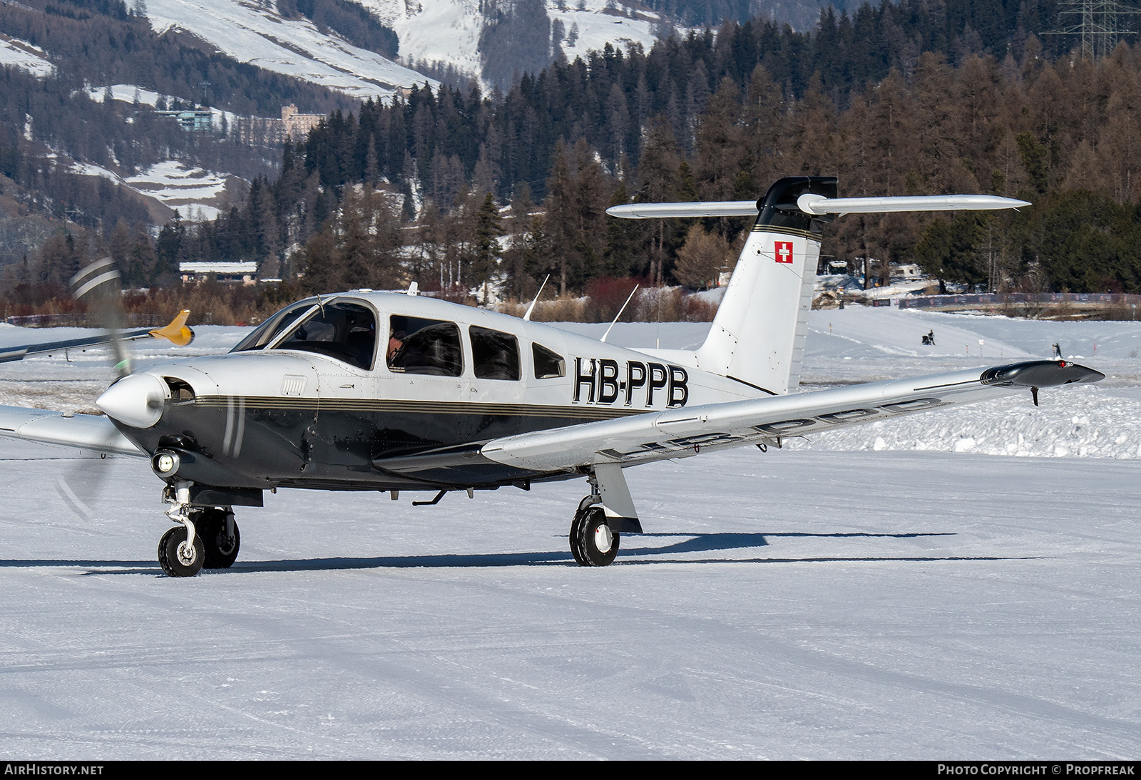 Aircraft Photo of HB-PPB | Piper PA-28RT-201T Turbo Arrow IV | AirHistory.net #783276