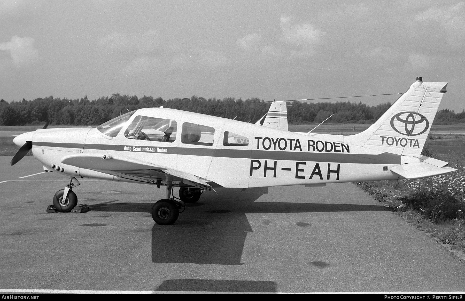 Aircraft Photo of PH-EAH | Piper PA-28-181 Archer II | AirHistory.net #783278