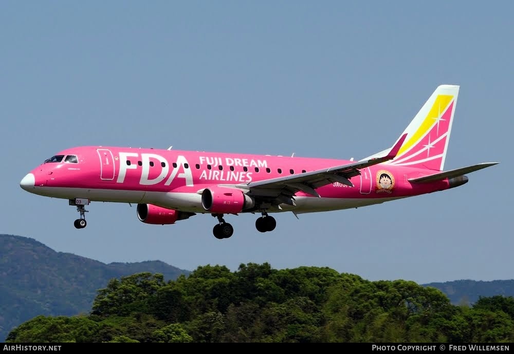 Aircraft Photo of JA03FJ | Embraer 175STD (ERJ-170-200STD) | FDA - Fuji Dream Airlines | AirHistory.net #783429