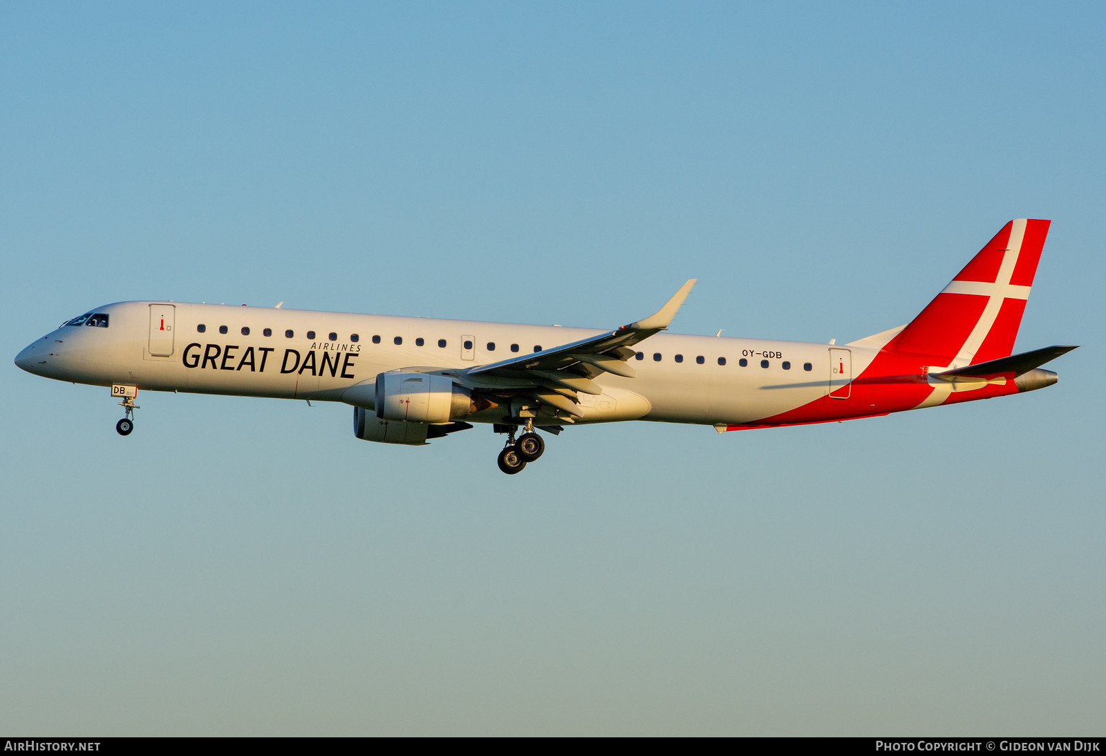 Aircraft Photo of OY-GDB | Embraer 195LR (ERJ-190-200LR) | Great Dane Airlines | AirHistory.net #783438