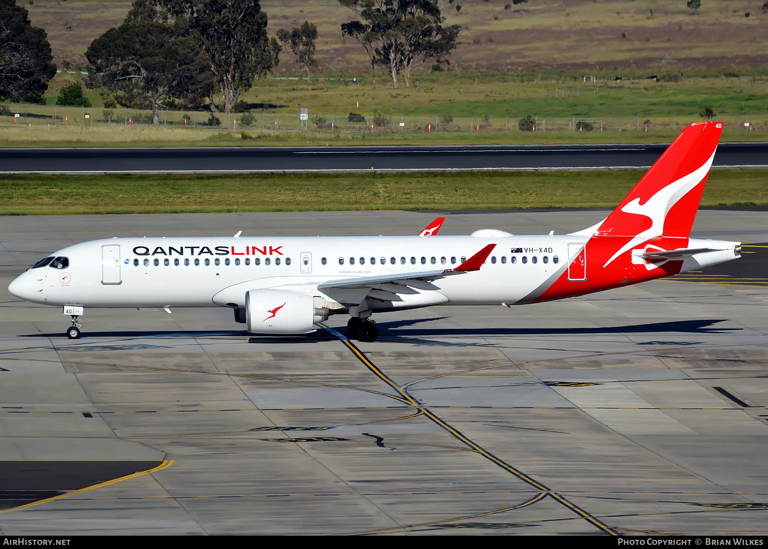 Aircraft Photo of VH-X4D | Airbus A220-371 (BD-500-1A11) | QantasLink | AirHistory.net #783583