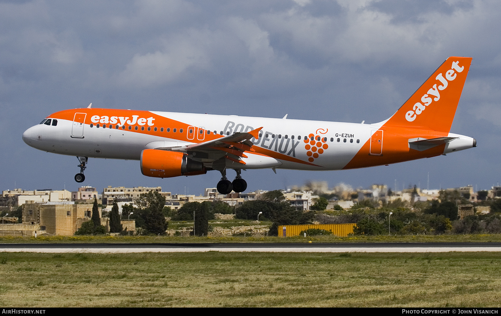 Aircraft Photo of G-EZUH | Airbus A320-214 | EasyJet | AirHistory.net #783601