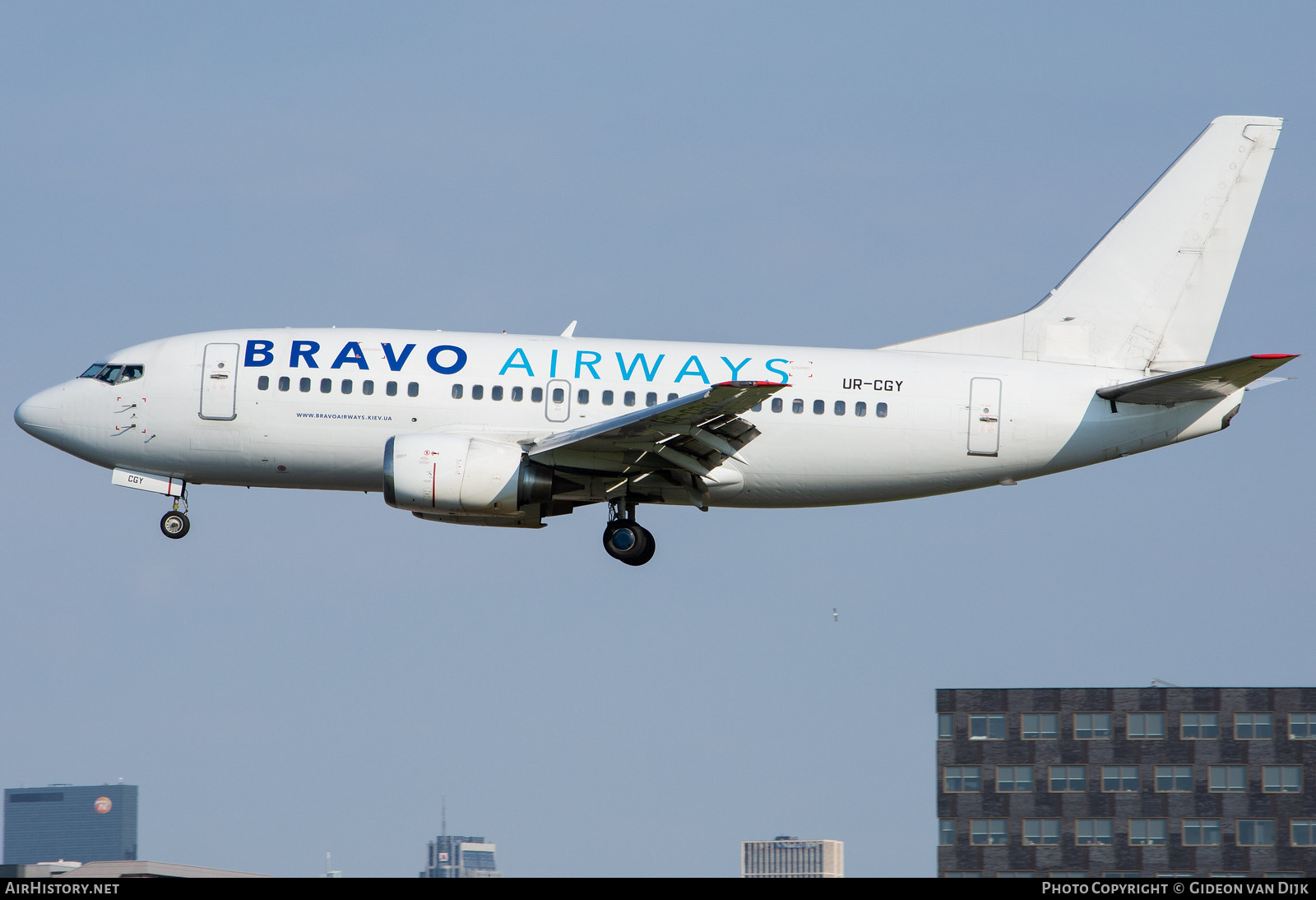 Aircraft Photo of UR-CGY | Boeing 737-548 | Bravo Airways | AirHistory.net #783626