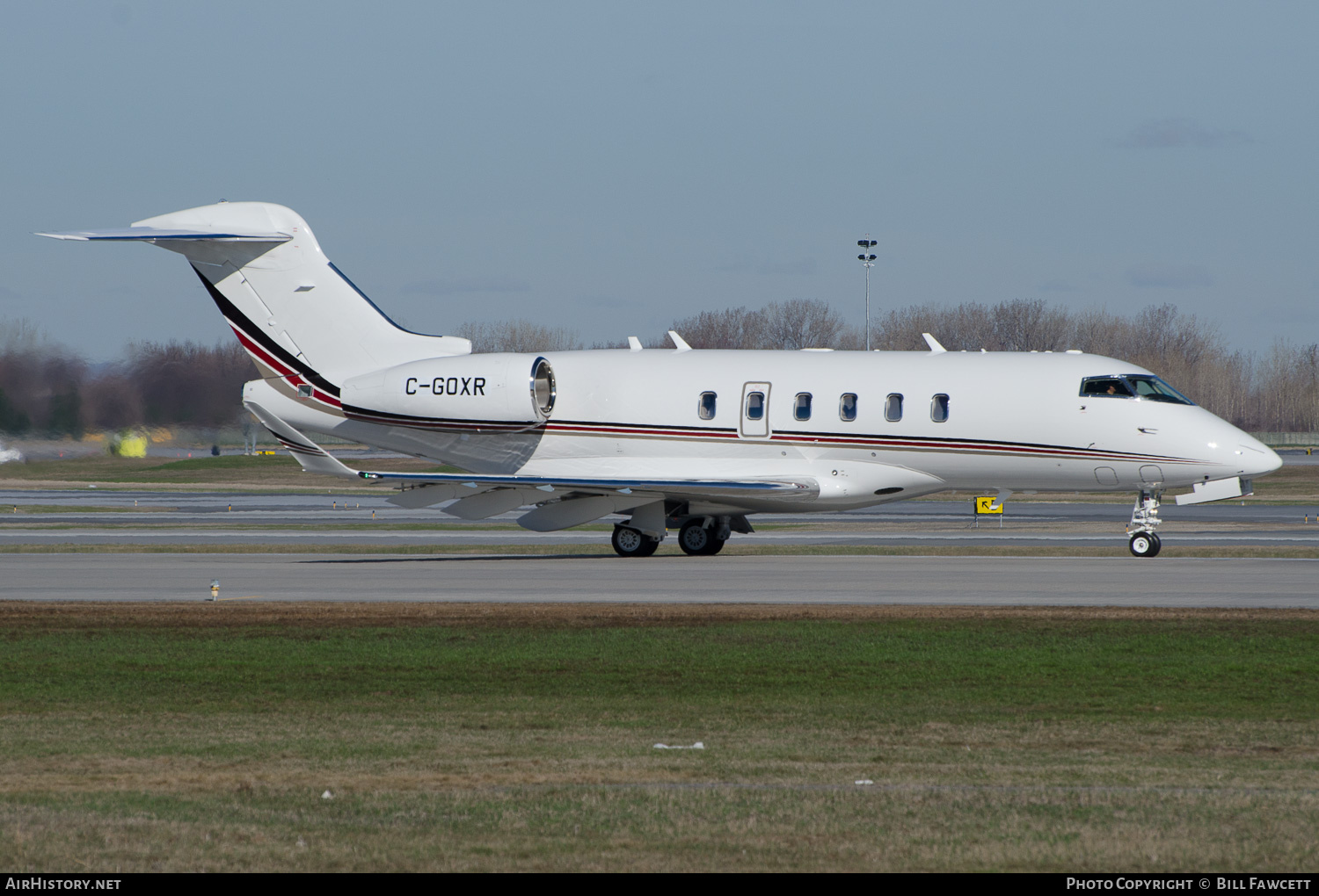 Aircraft Photo of C-GOXR | Bombardier Challenger 350 (BD-100-1A10) | AirHistory.net #783827