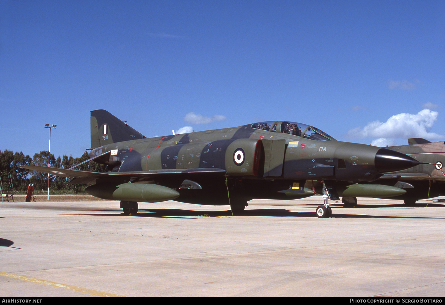 Aircraft Photo of 7519 | McDonnell Douglas RF-4E Phantom II | Greece - Air Force | AirHistory.net #783864
