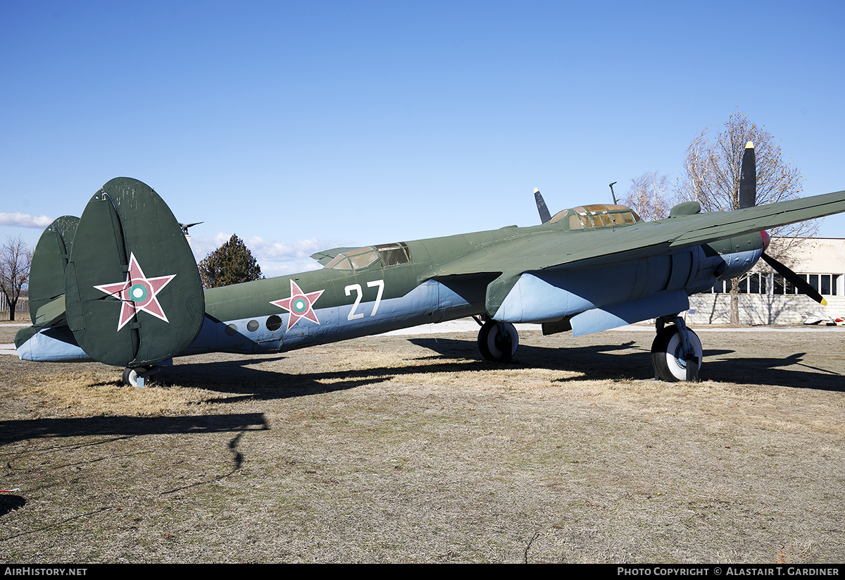 Aircraft Photo of 27 | Tupolev Tu-2T | Bulgaria - Air Force | AirHistory.net #783994