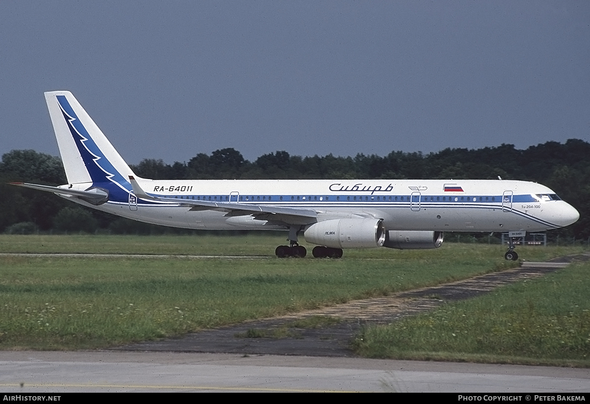 Aircraft Photo of RA-64011 | Tupolev Tu-204-100 | Sibir - Siberia Airlines | AirHistory.net #784022