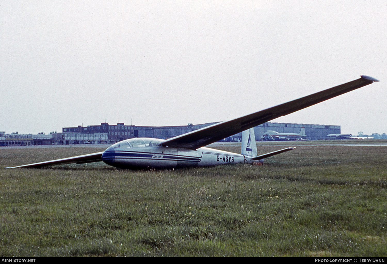 Aircraft Photo of G-ASVS | Let L-13 Blanik | AirHistory.net #784152