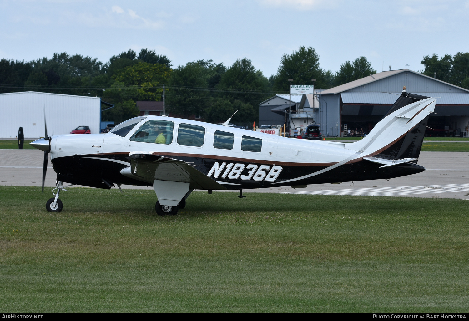 Aircraft Photo of N1836B | Beech A36 Bonanza 36 | AirHistory.net #784210