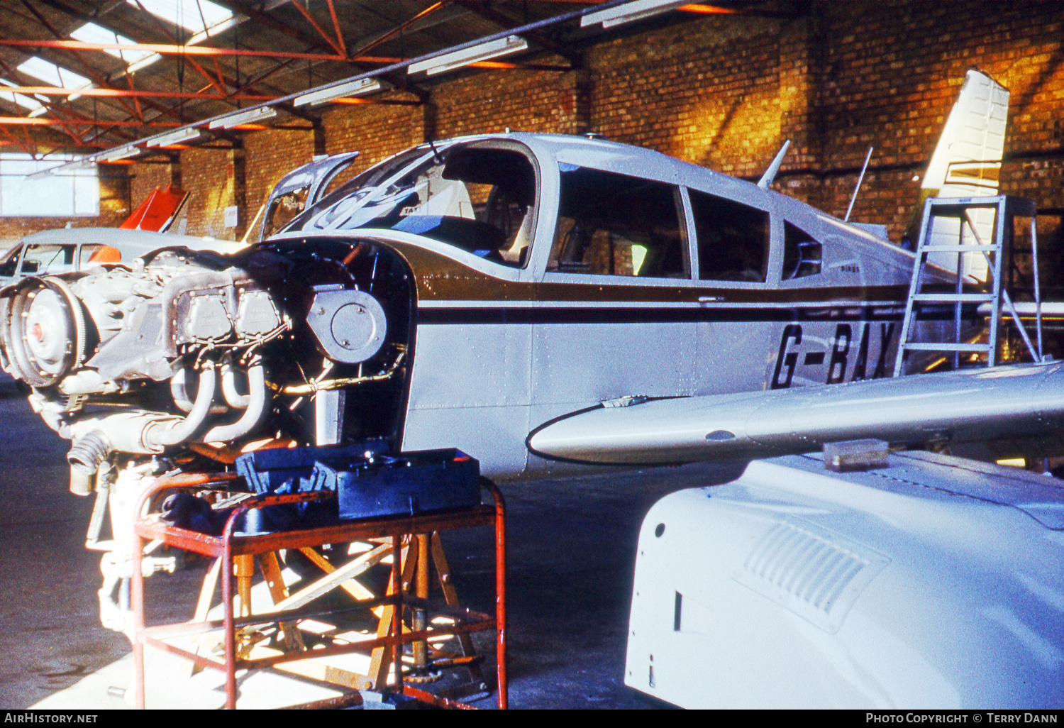 Aircraft Photo of G-BAXT | Piper PA-28R-200 Cherokee Arrow II | AirHistory.net #784242