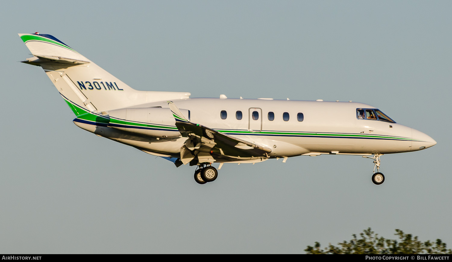 Aircraft Photo of N301ML | Hawker Beechcraft 900XP | AirHistory.net #784322