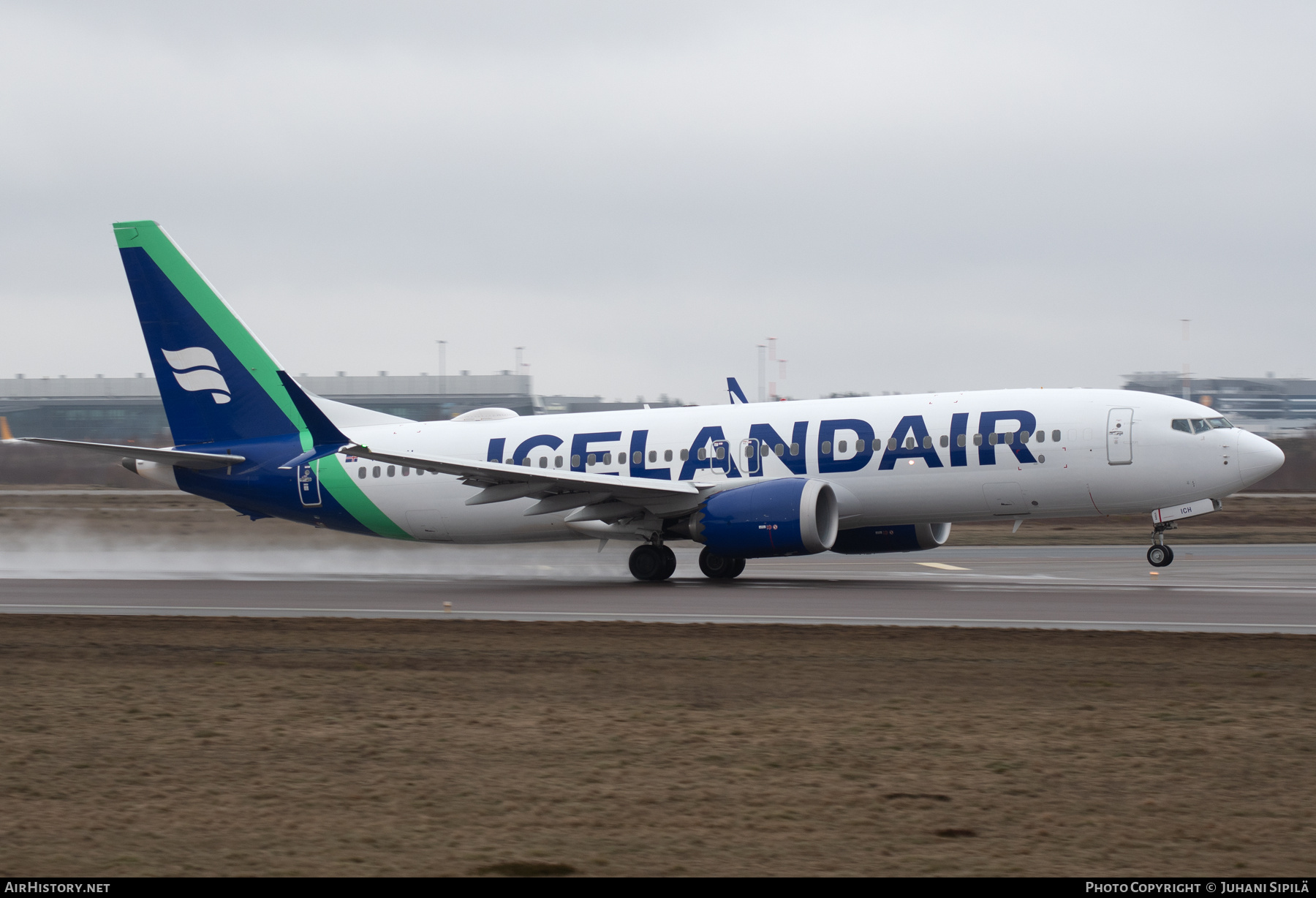 Aircraft Photo of TF-ICH | Boeing 737-8 Max 8 | Icelandair | AirHistory.net #784694
