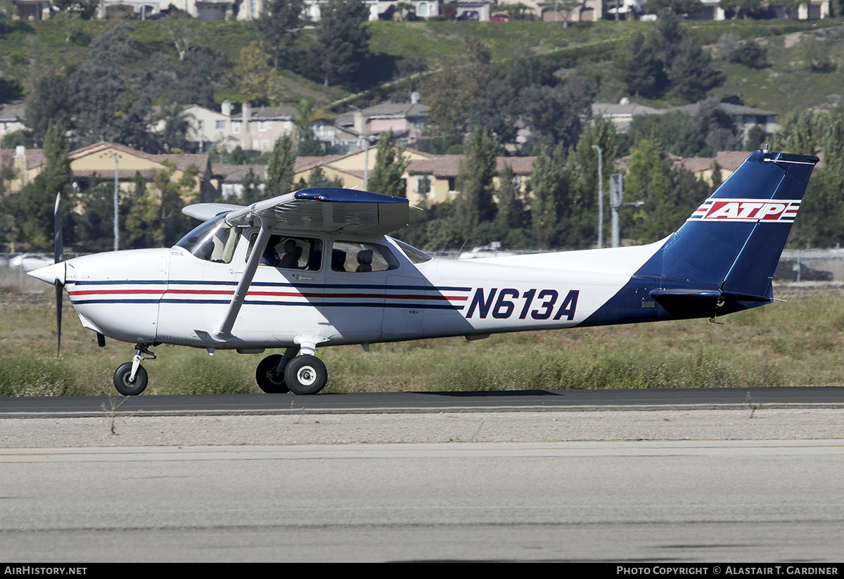 Aircraft Photo of N613A | Cessna 172R Skyhawk | AirHistory.net #784702