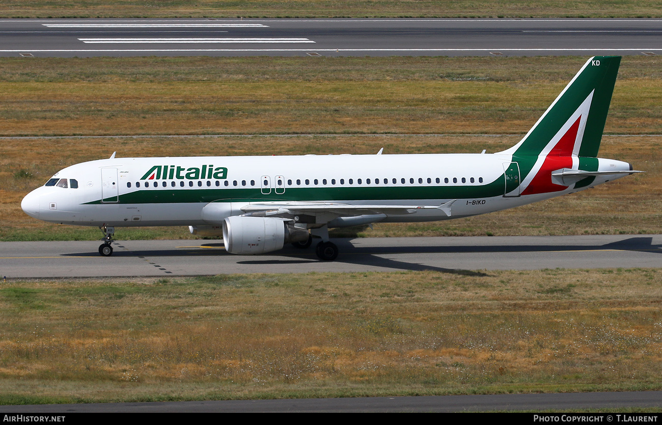 Aircraft Photo of I-BIKD | Airbus A320-214 | Alitalia | AirHistory.net #784723