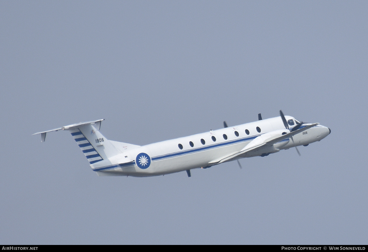 Aircraft Photo of 1908 | Beech 1900C | Taiwan - Air Force | AirHistory.net #784751