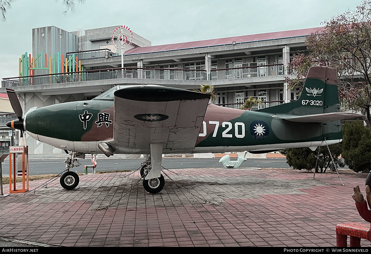 Aircraft Photo of 0720 / 67-3020 | AIDC A-CH-1B | Taiwan - Air Force | AirHistory.net #784753