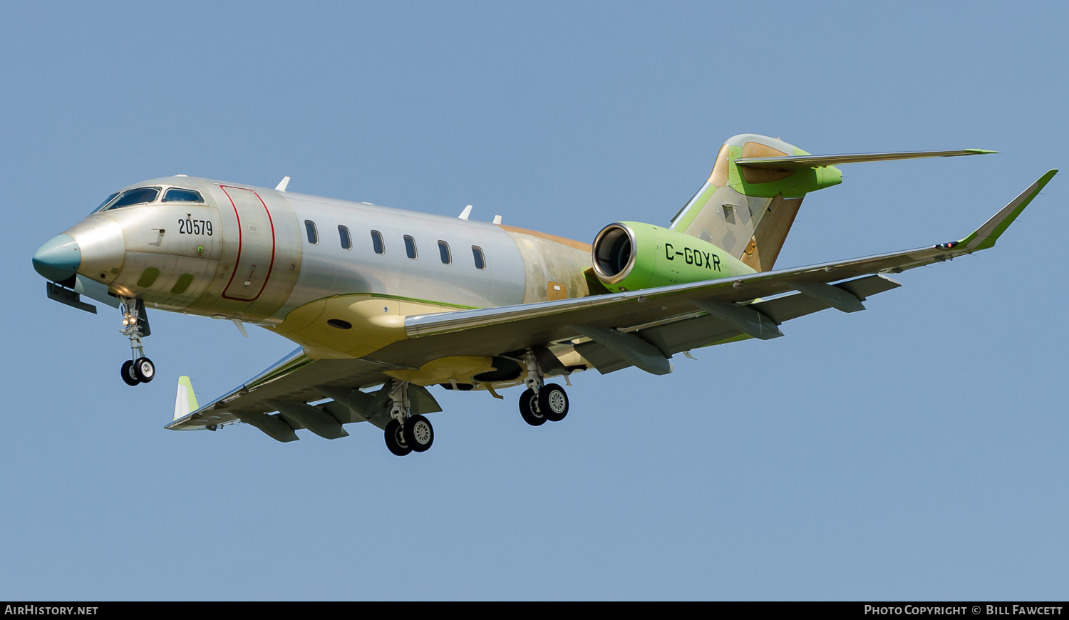 Aircraft Photo of C-GOXR | Bombardier Challenger 350 (BD-100-1A10) | AirHistory.net #784790