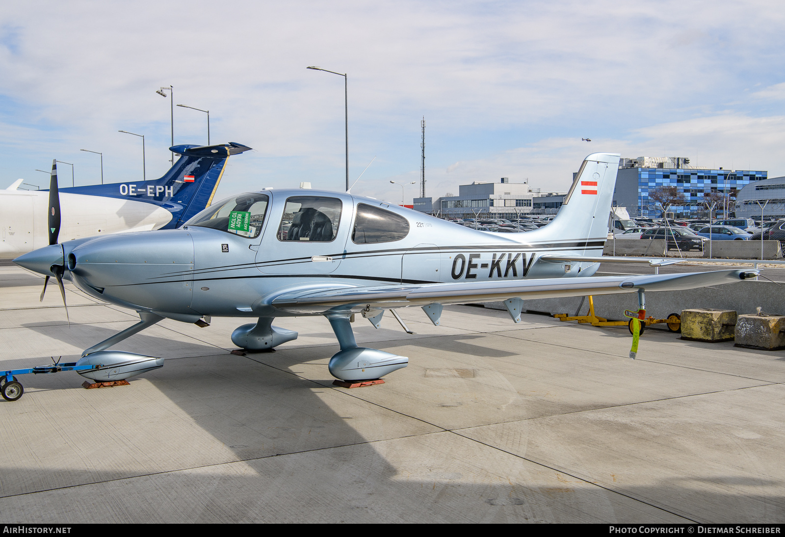 Aircraft Photo of OE-KKV | Cirrus SR-22T G5-GTS | AirHistory.net #784895