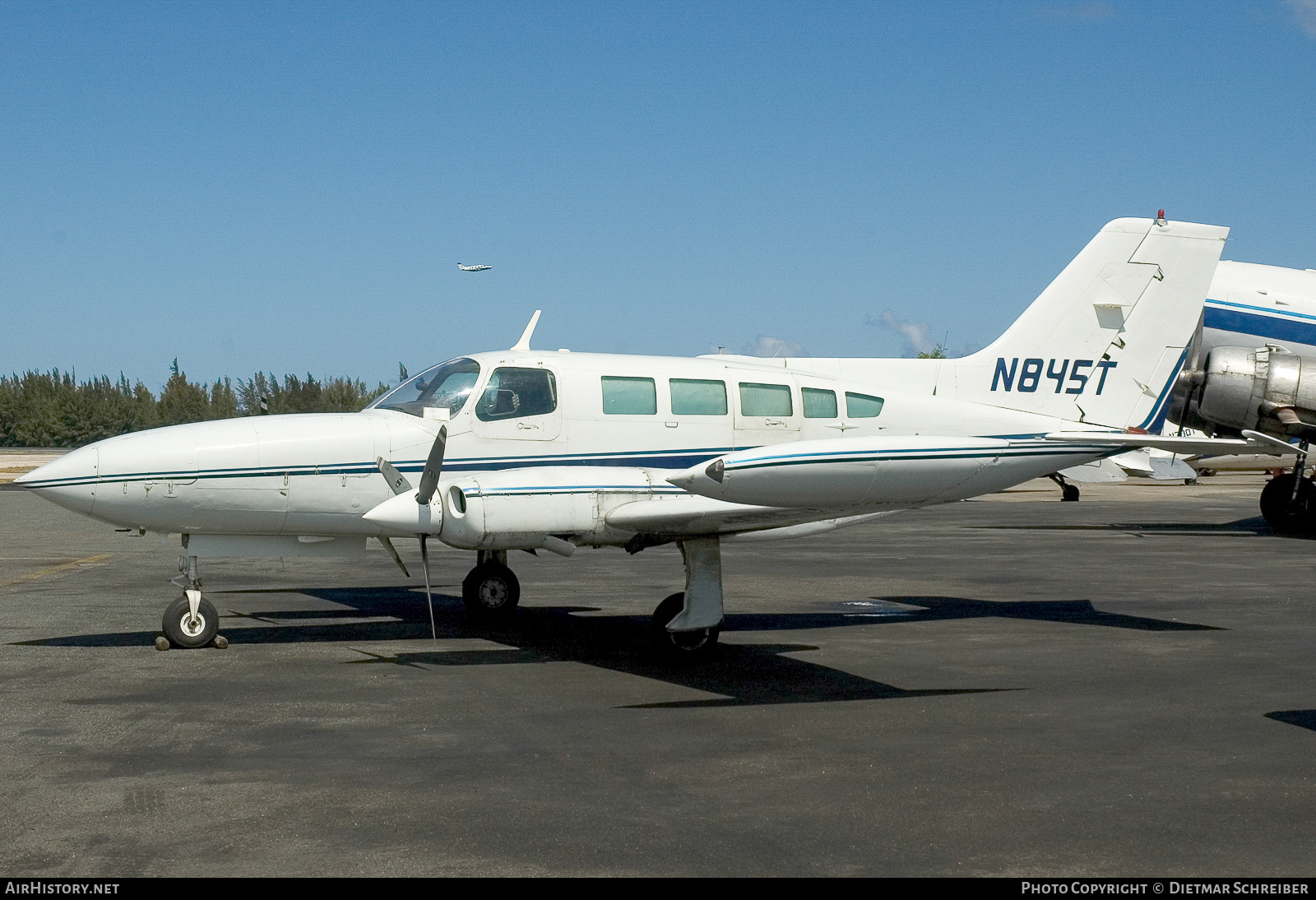 Aircraft Photo of N845T | Cessna 402B | Tol Air | AirHistory.net #784907