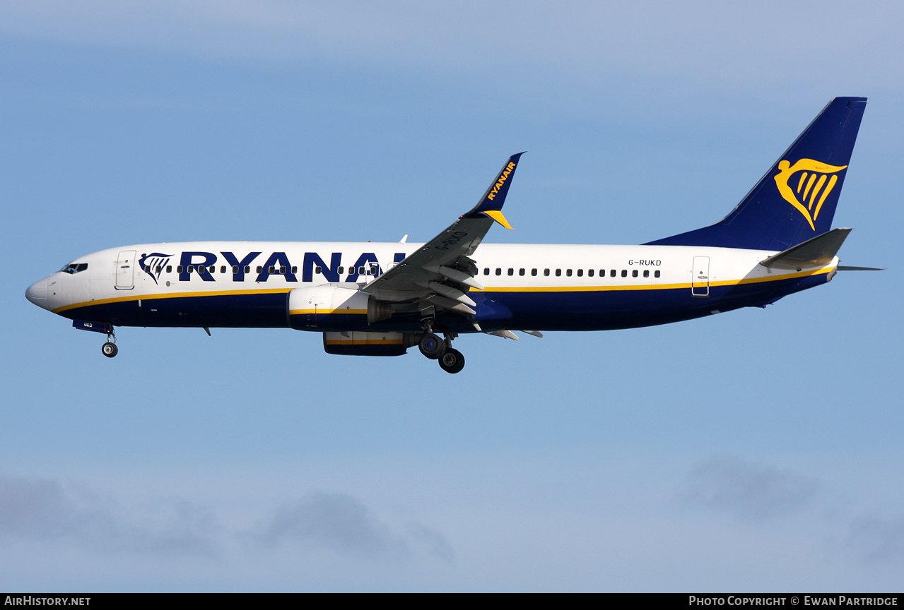 Aircraft Photo of G-RUKD | Boeing 737-8AS | Ryanair | AirHistory.net #784932