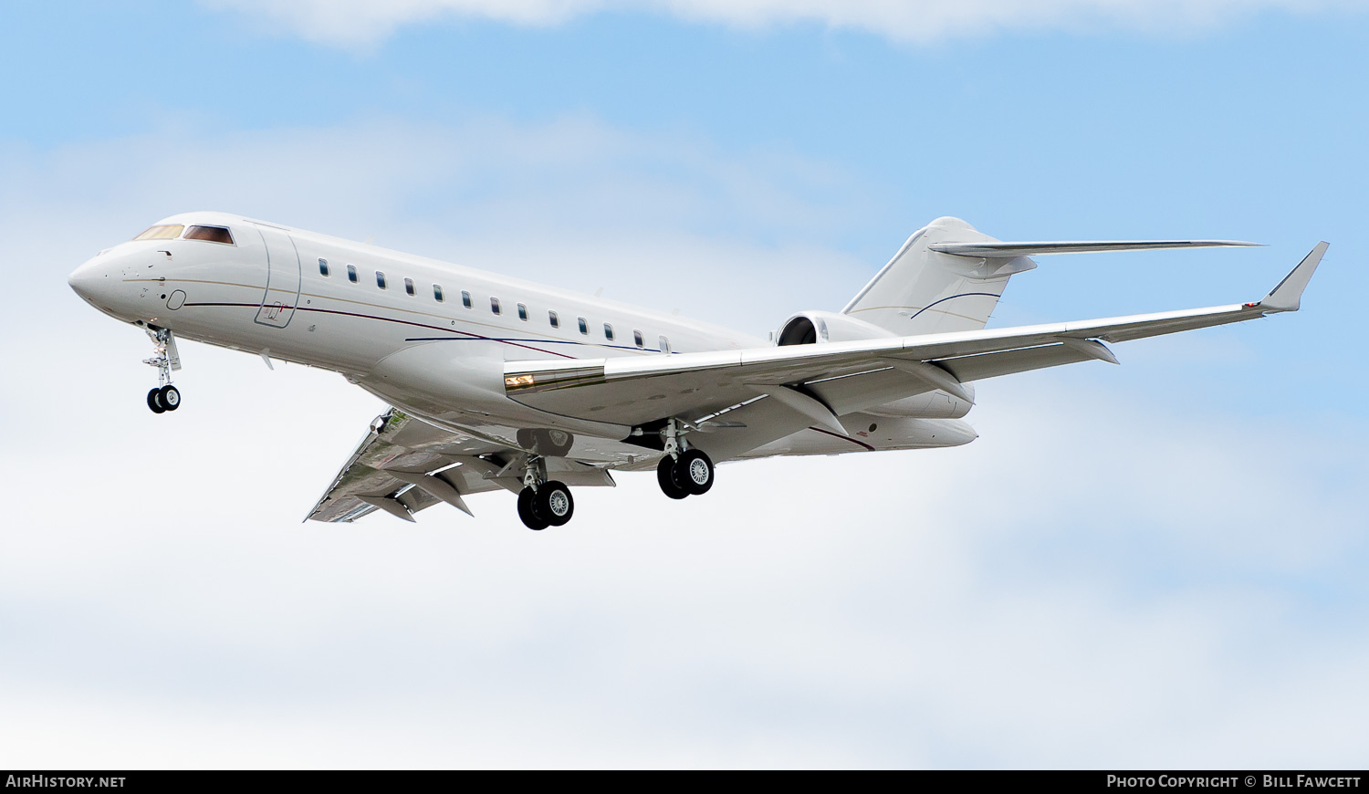 Aircraft Photo of C-FFMZ | Bombardier Global 6000 (BD-700-1A10) | AirHistory.net #784966