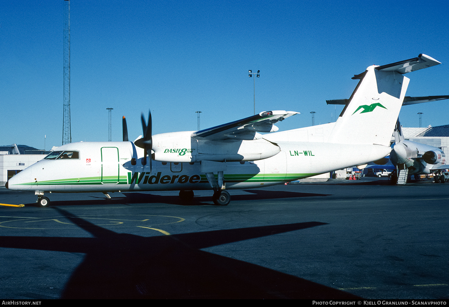 Aircraft Photo of LN-WIL | De Havilland Canada DHC-8-103B Dash 8 | Widerøe | AirHistory.net #785027
